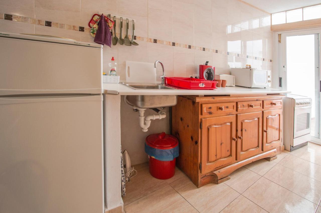 A Ensuite Apartment Con Zona De Patio Arrecife  Esterno foto